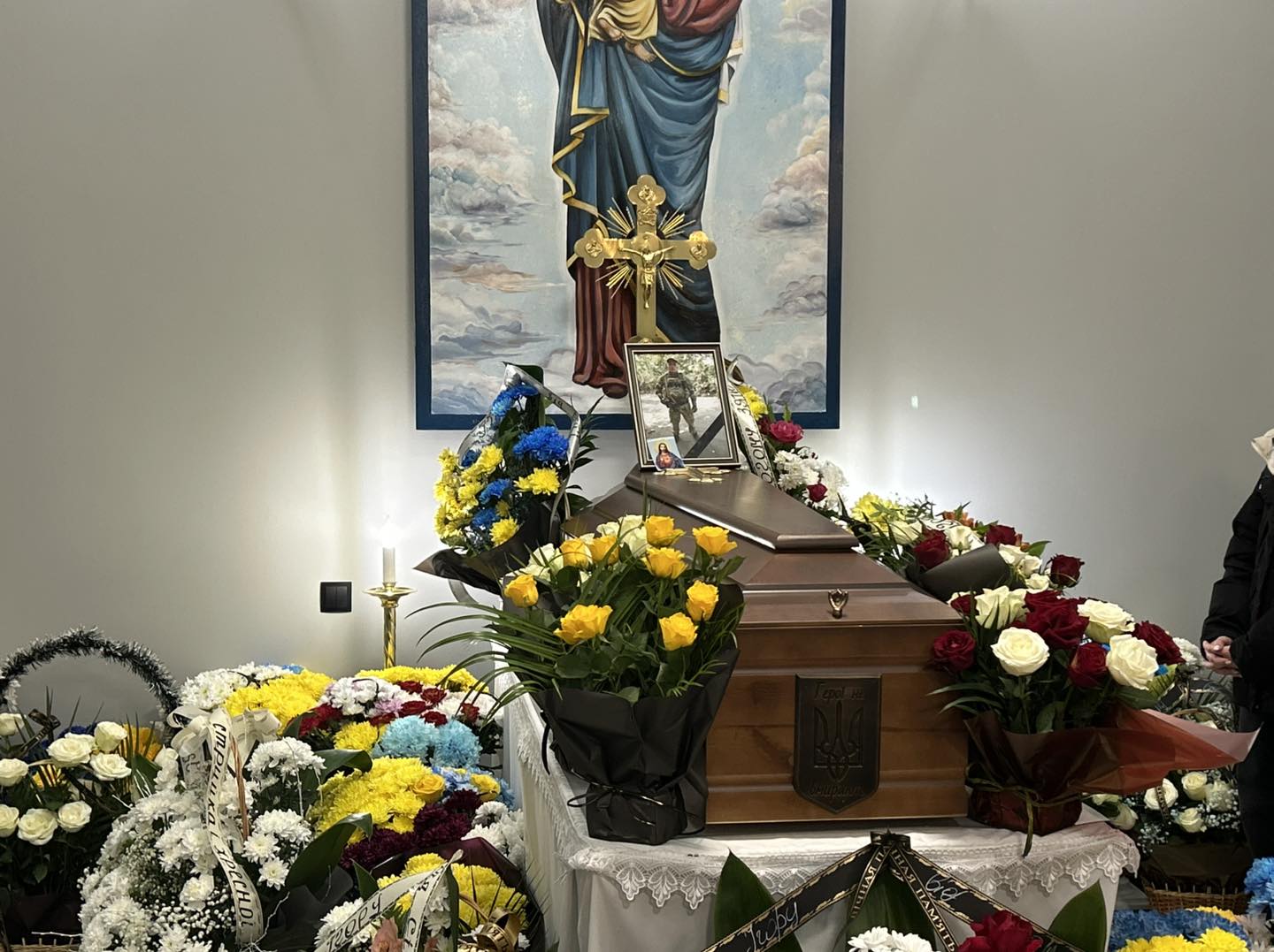 У Тернополі порощались із полеглим воїном з Йосипівки Ігорем Рудим