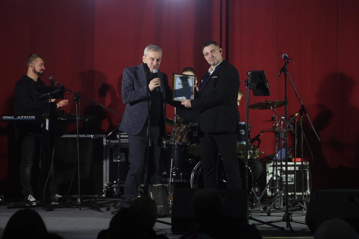 Благодійний концерт Степана Критишина у Тернополі зібрав майже 50 тисяч грн для пораненого військового