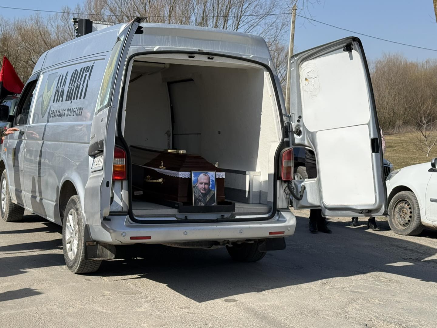 У Великій Березовиці зустріли тіло загиблого воїна Ярослава Вовчука