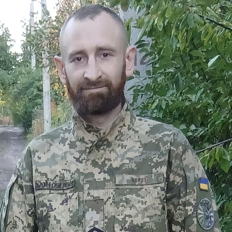 У Великій Березовиці зустрінуть тіло воїна Василя Бердія