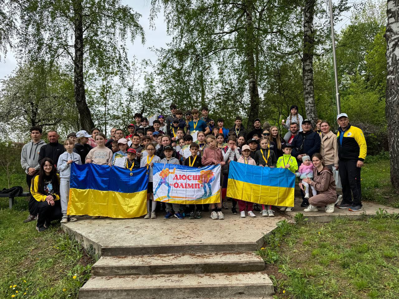 Юні спортсмени Великоберезовицької громади взяли участь у змаганнях з кросу до Дня Європи