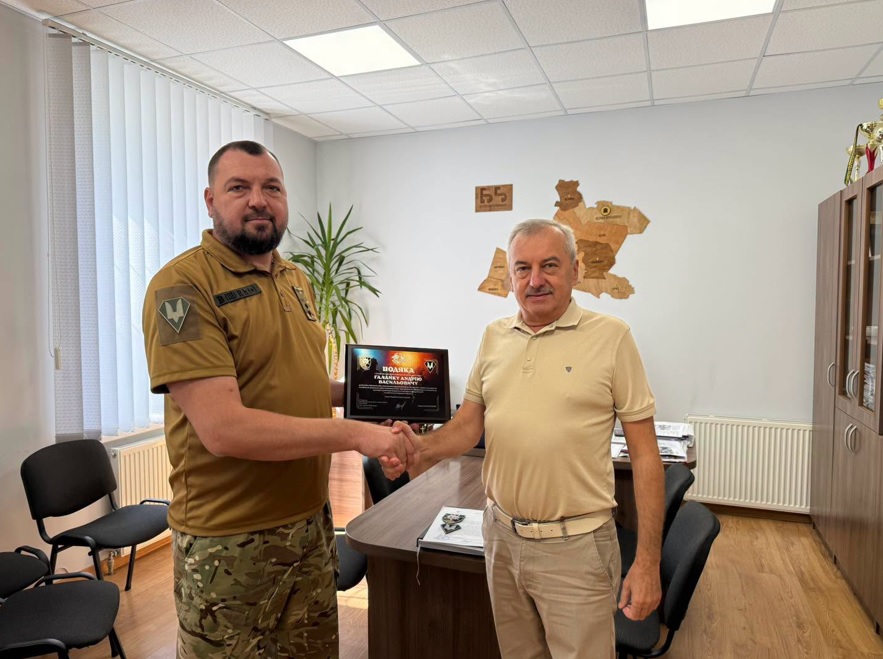 Великоберезовицька громада отримала подяку від військової частини