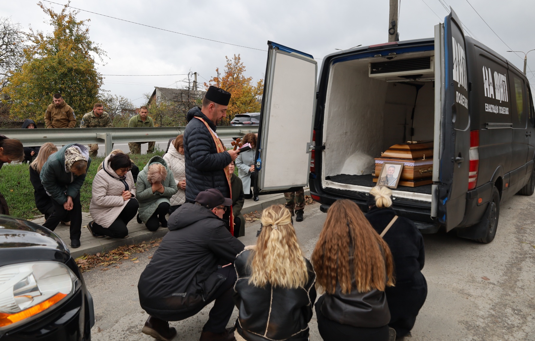 Великоберезовицька громада зустріла полеглого захисника Сергія Дудлія